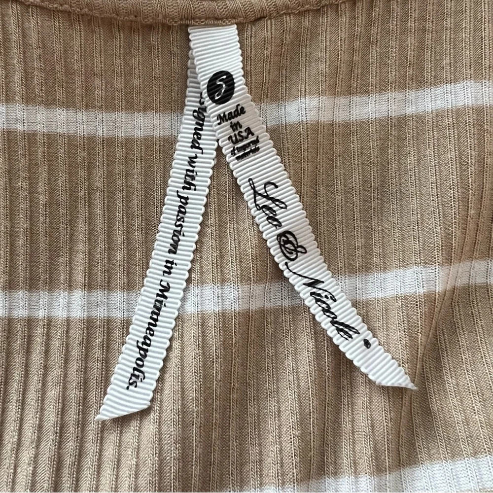 Leo & Nicole long sleeve striped Size S NWOT - Picture 3 of 5